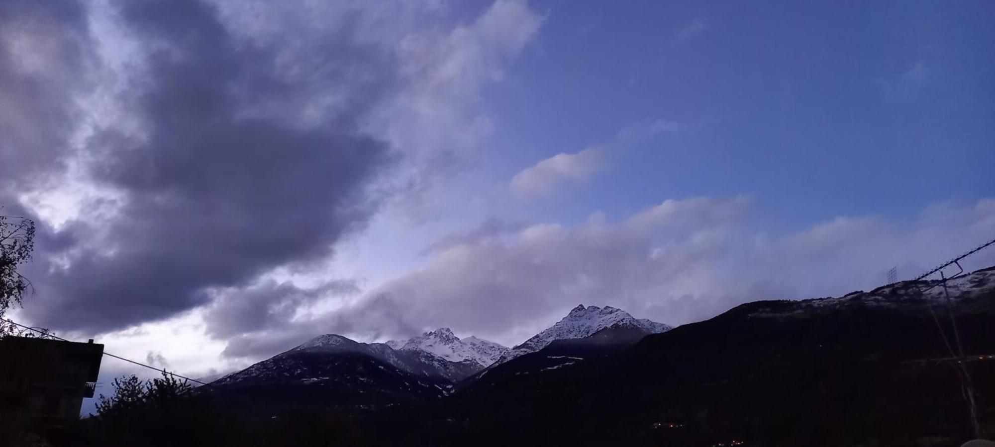 Vue Du Chateau Villa Fenis Dış mekan fotoğraf